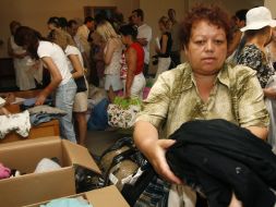 Employee of point of adopting a help