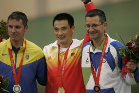 Yuriy Sukhorukov, Qiu Jian, Rajmond Debevec