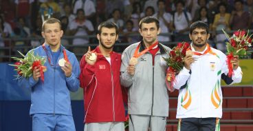 Andrey Stadnik and Ramazan Sakhin