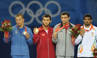 Andrey Stadnik and Ramazan Sakhin