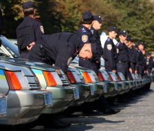 Lutsenko presented new cars to policemen