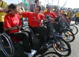 Учасники марафону Київ-Варшава на підтримку Євро-2012