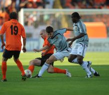 Mariusz Lewandowski, Aleksey Gay and Taras Stepanenko