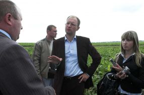 Арсений Яценюк