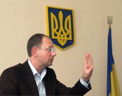 Арсений Яценюк