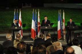 Ніколя Саркозі, Михайло Саакашвілі  та Жозе Мануель Баррозо