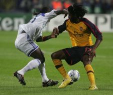 Ismael Bangoura and Alex Song