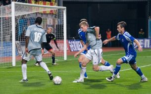 Голевой момент возле ворот ФК ”Ильчевец” (Мариуполь)