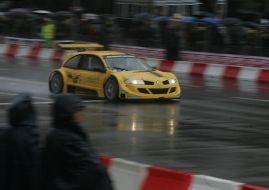 Testimonial presentation of ”ING Renault roadshow”