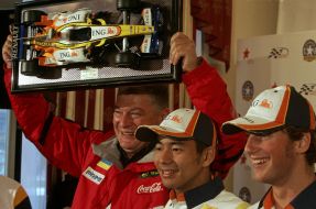 Yevgeny Chervonenko, Sakon Yamamoto and Roman Grozhan