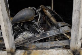 Обгоревший мотоцикл