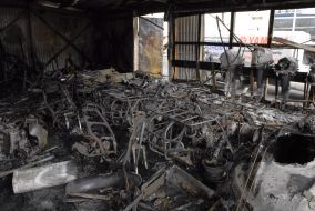 Обгоревшая мототехника