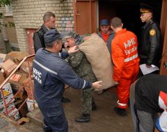 Сотрудники МЧС