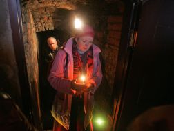 Прочани в Зимненських печерах