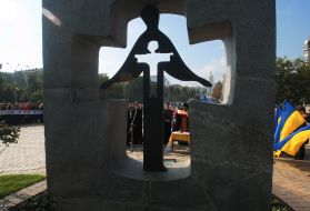 Пам’ятний знак жертвам Голодомору