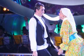 Uncle Zhora (Vadim Michkovskiy) and Irina Bochay