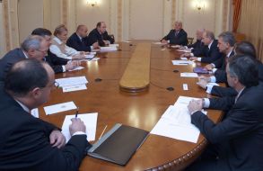 Переговоры в расширенном составе