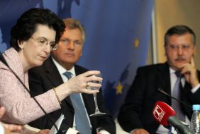 Anatoliy Gritsenko, Aleksander Kwasniewski and Nino Burdzhanadze