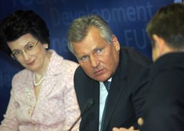 Aleksander Kwasniewski and Nino Burdzhanadze