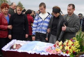 Похороны погибших горняков