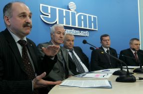 Валерій Фень, Василь Бірзул, Валентин Іосипенко, Віталій Верета та Анатолій Сахно