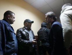 Сотрудники СБУ в здании Апелляционного административного суда Киева