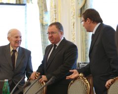 Юрий Луценко