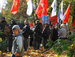 Public listening participants