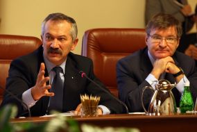 Victor Pinzenik and Grigory Nemyrya