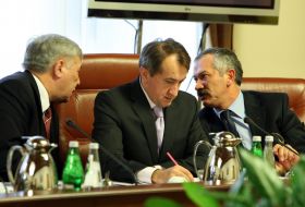 Viktor Pinzenik, Yuriy Yekhanurov and Bogdan Danilishin