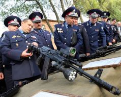 Demonstration of shooting-iron