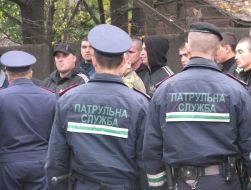 Сотрудники милиции