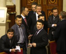 Народные депутаты