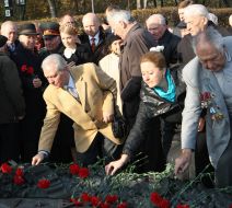 Ceremony of laying-on of flowers to the grave of Unknown soldier