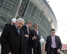 Viktor Yushchenko and Rinat Akhmetov