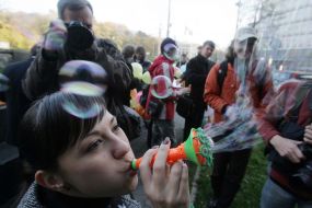 ”Molodizhna varta” civil campaign activists