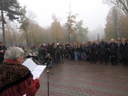 Всеукраїнська акція пам’яті жертв Голодомору ”33 хвилини”