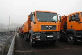 Trucks on Podolsky bridge