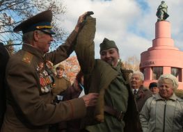 Celebrations of 65th anniversary of liberation of Kiev from fascist invaders
