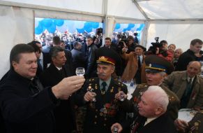 Viktor Yanukovich and Yuriy Boyko