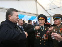 Viktor Yanukovich and Vasiliy Gorbal