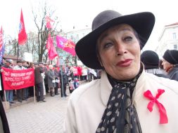 Mass meeting to the anniversary of October revolution in Chernovty