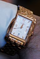 Годинник на руці Литвака