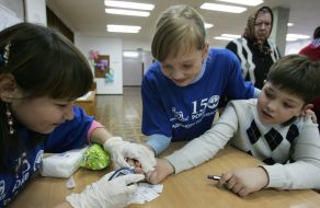 Proximate analysis for measuring of blood glucose