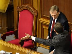 Nikolay Tomenko and Aleksandr Lavrinovich