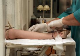 Volunteer donates blood