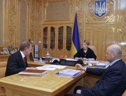 Oleg Dubina, Yuliya Timoshenko and Aleksandr Turchinov