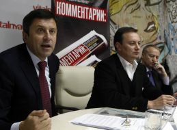 Viktor Pilipishyn, Dmitriy Andrievskiy and Aleksandr Zinchenko