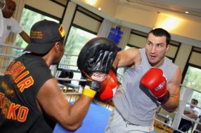 Vladimir Klichko and Emanuel Steward