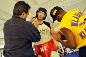 Vladimir Klichko and Emanuel Steward